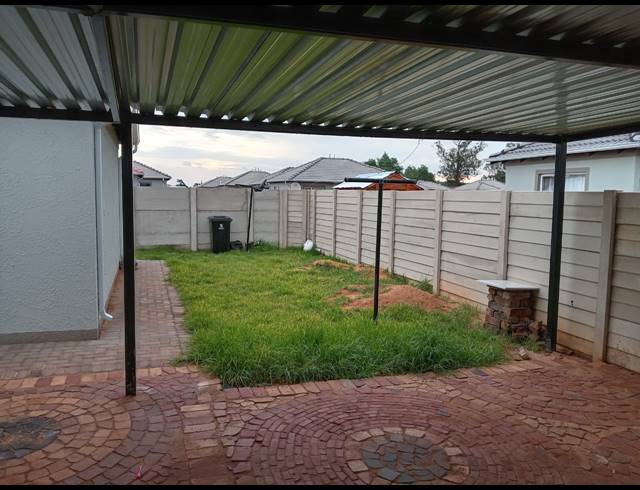 2 BEDROOM FREEHOLD FOR SALE IN DALVIEW